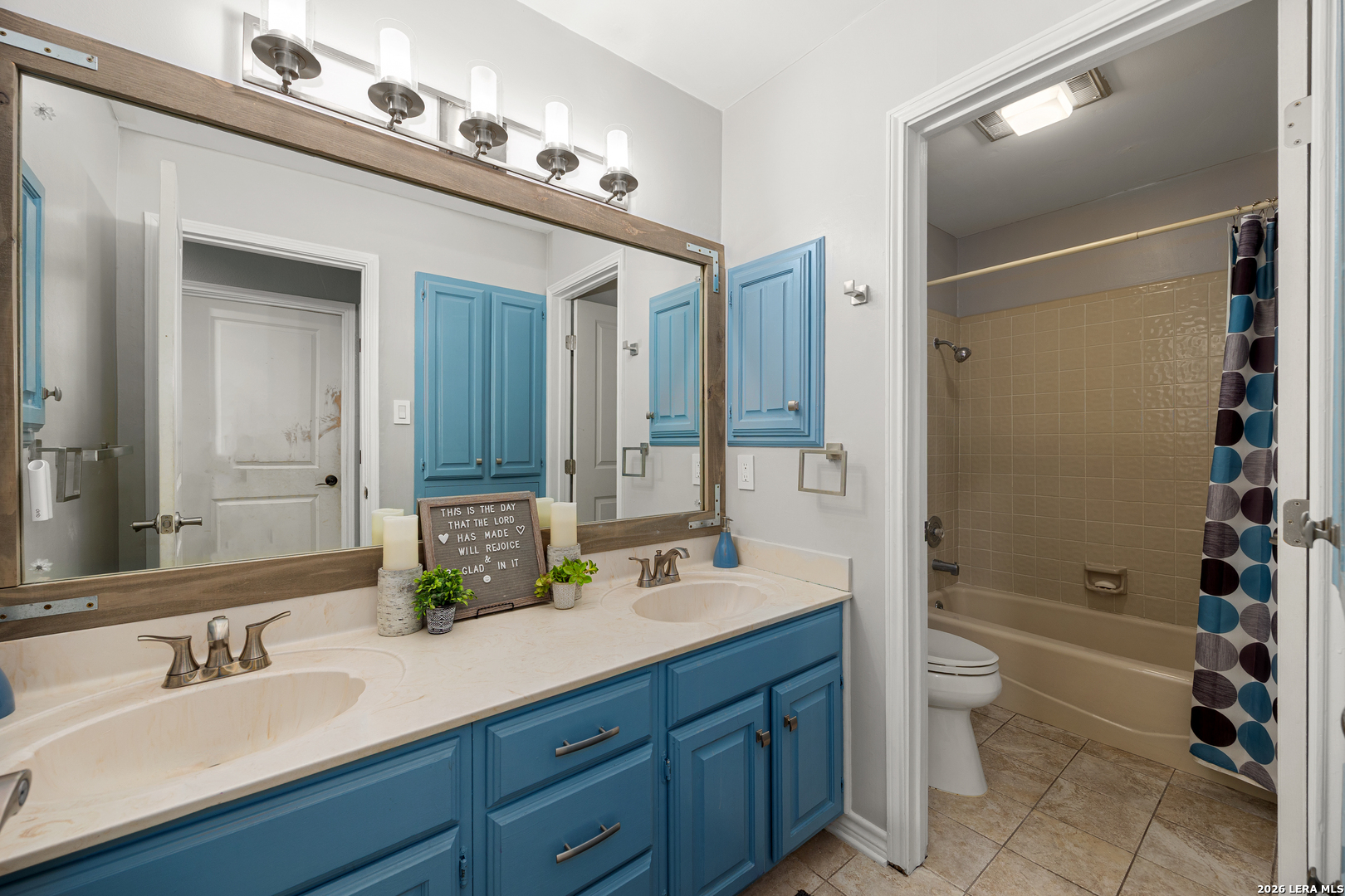 8911 Shady Winds San Antonio TX 78254