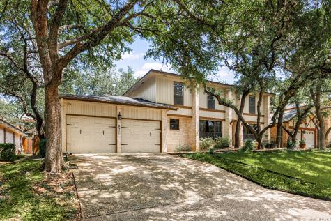 8911 Shady Winds San Antonio TX 78254