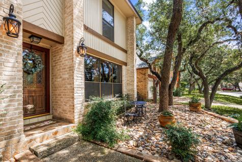 8911 Shady Winds San Antonio TX 78254