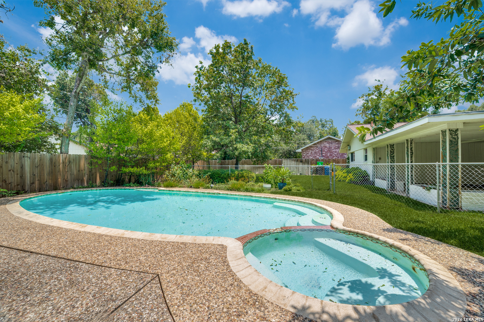 1019 Grey Oak Drive San Antonio TX 78213