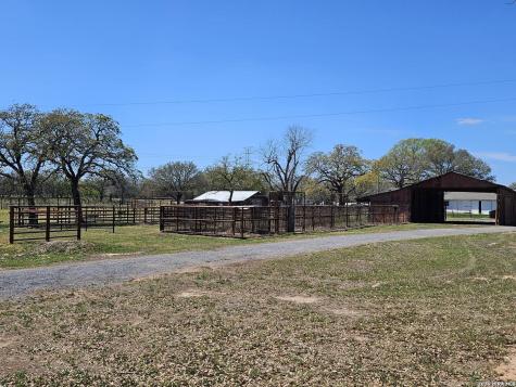 4821 Fm 467 Seguin TX 78155
