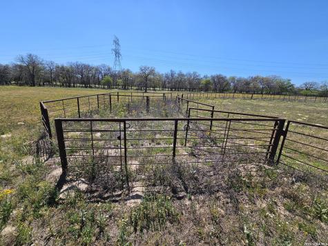 4821 Fm 467 Seguin TX 78155