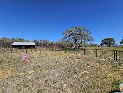 4821 Fm 467 Seguin TX 78155