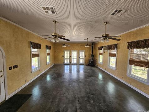 4821 Fm 467 Seguin TX 78155