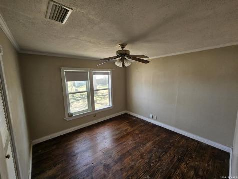 4821 Fm 467 Seguin TX 78155