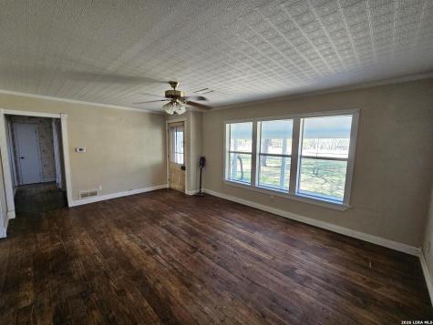 4821 Fm 467 Seguin TX 78155