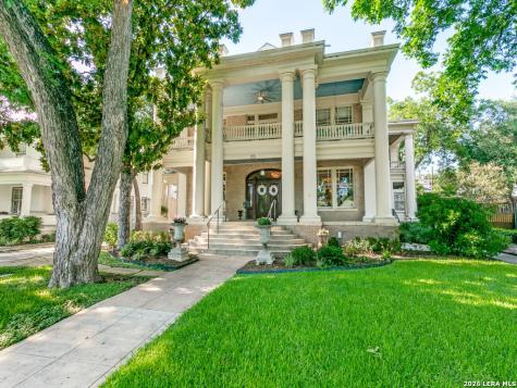 125 W Agarita Avenue San Antonio TX 78212