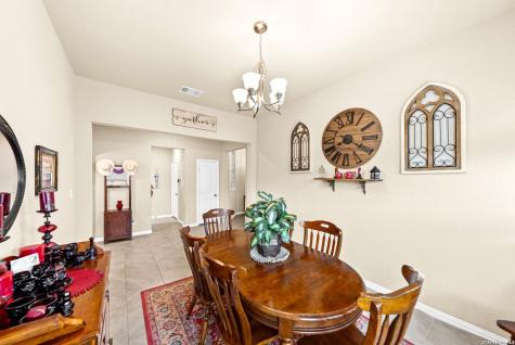 5611 Strimple Street New Braunfels TX 78132