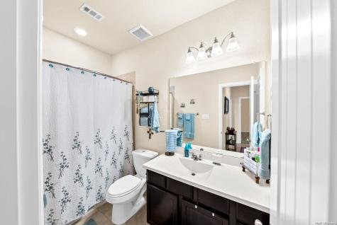5611 Strimple Street New Braunfels TX 78132