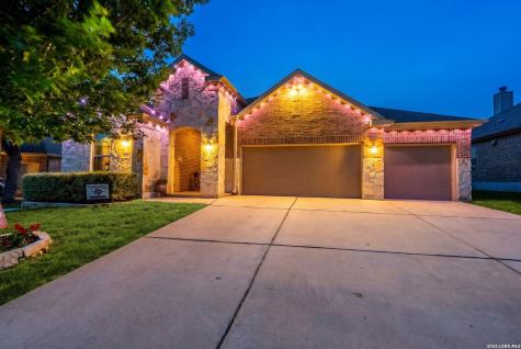 5611 Strimple Street New Braunfels TX 78132