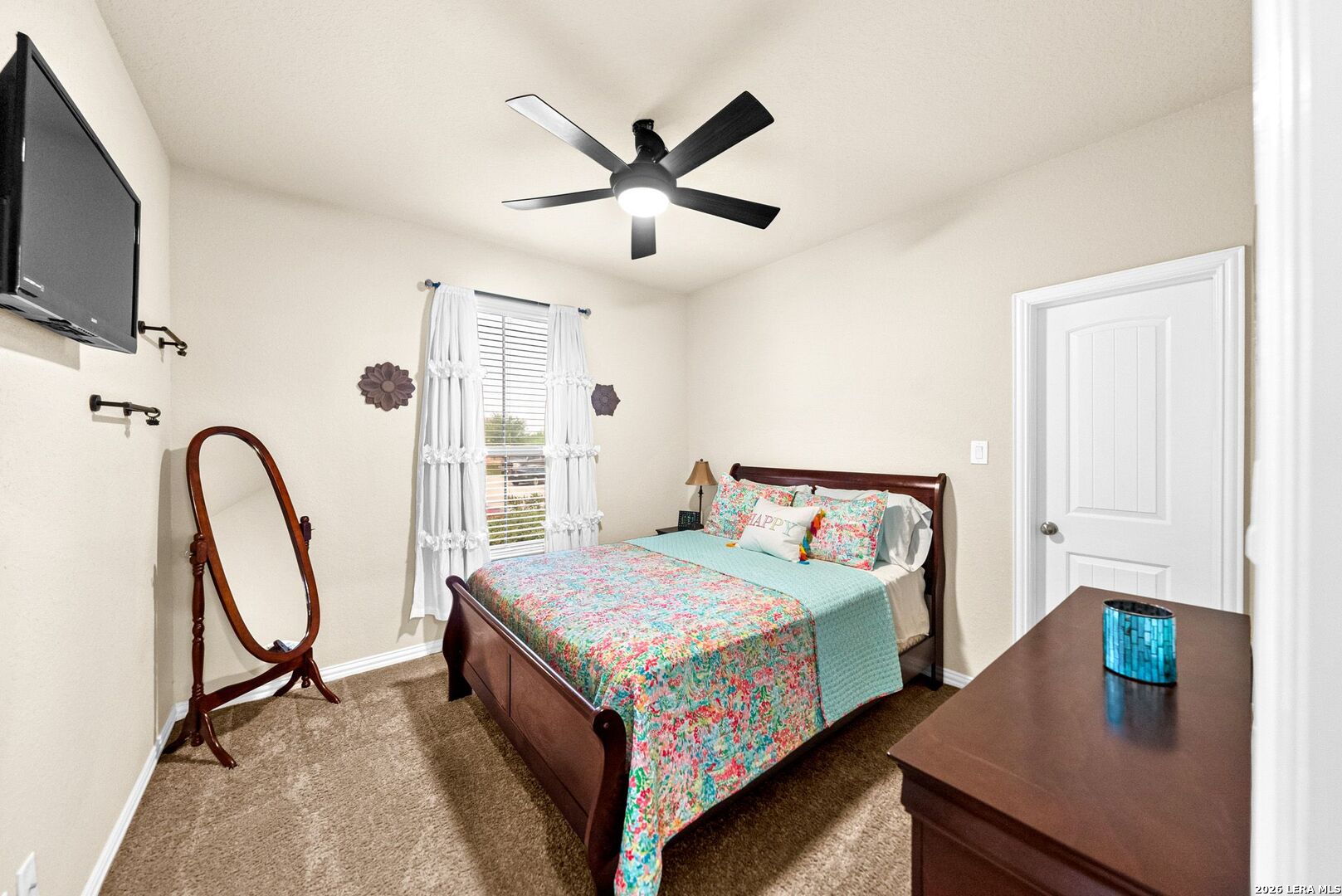 5611 Strimple Street New Braunfels TX 78132