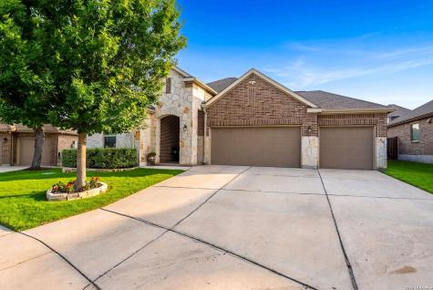 5611 Strimple Street New Braunfels TX 78132