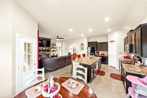 5611 Strimple Street New Braunfels TX 78132