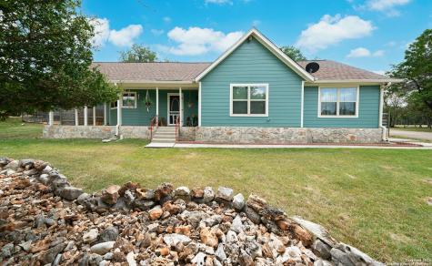 132 Fox Ridge Canyon Lake TX 78133