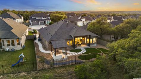 374 Bridle Trail New Braunfels TX 78132