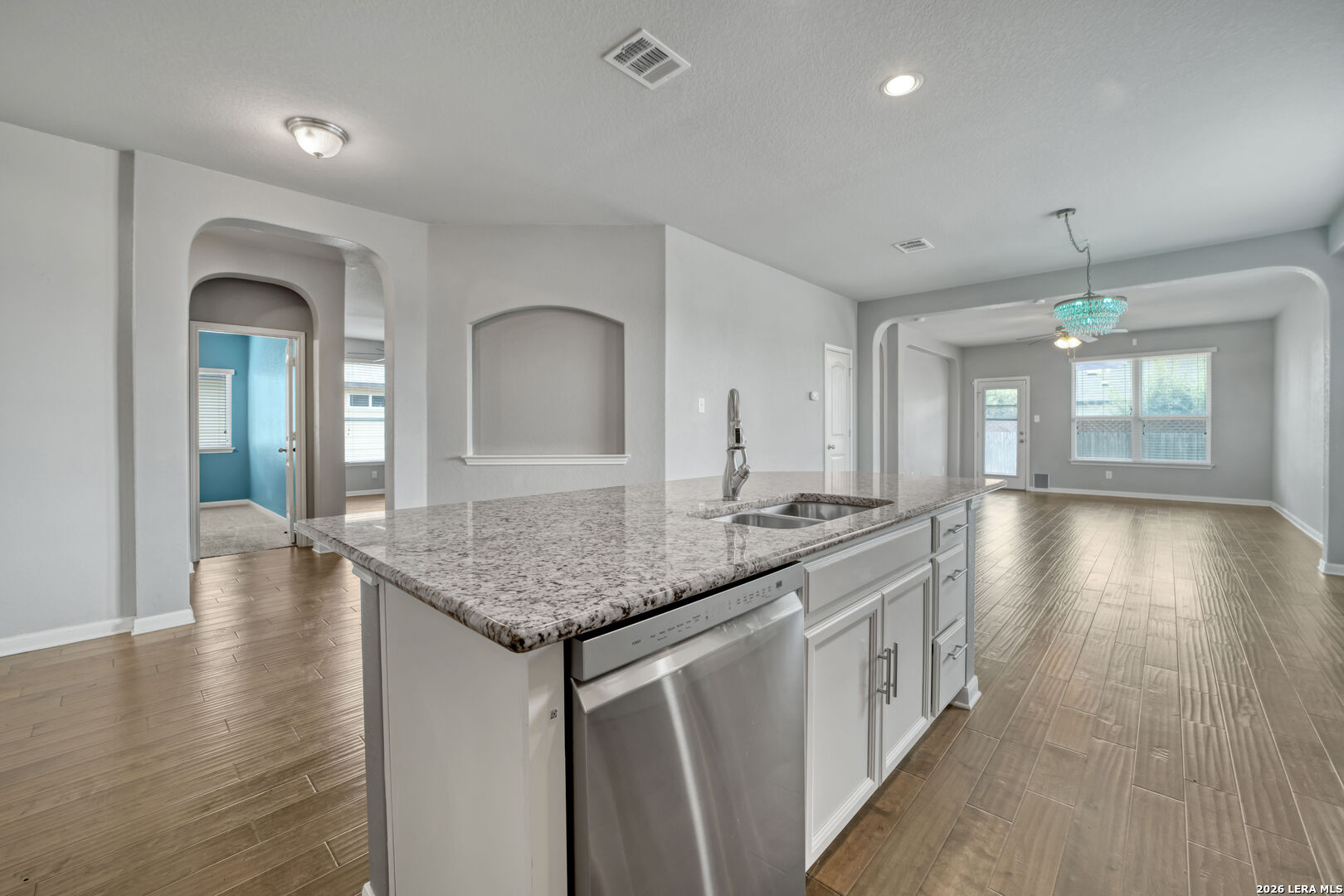 325 Oak Creek Way New Braunfels TX 78130
