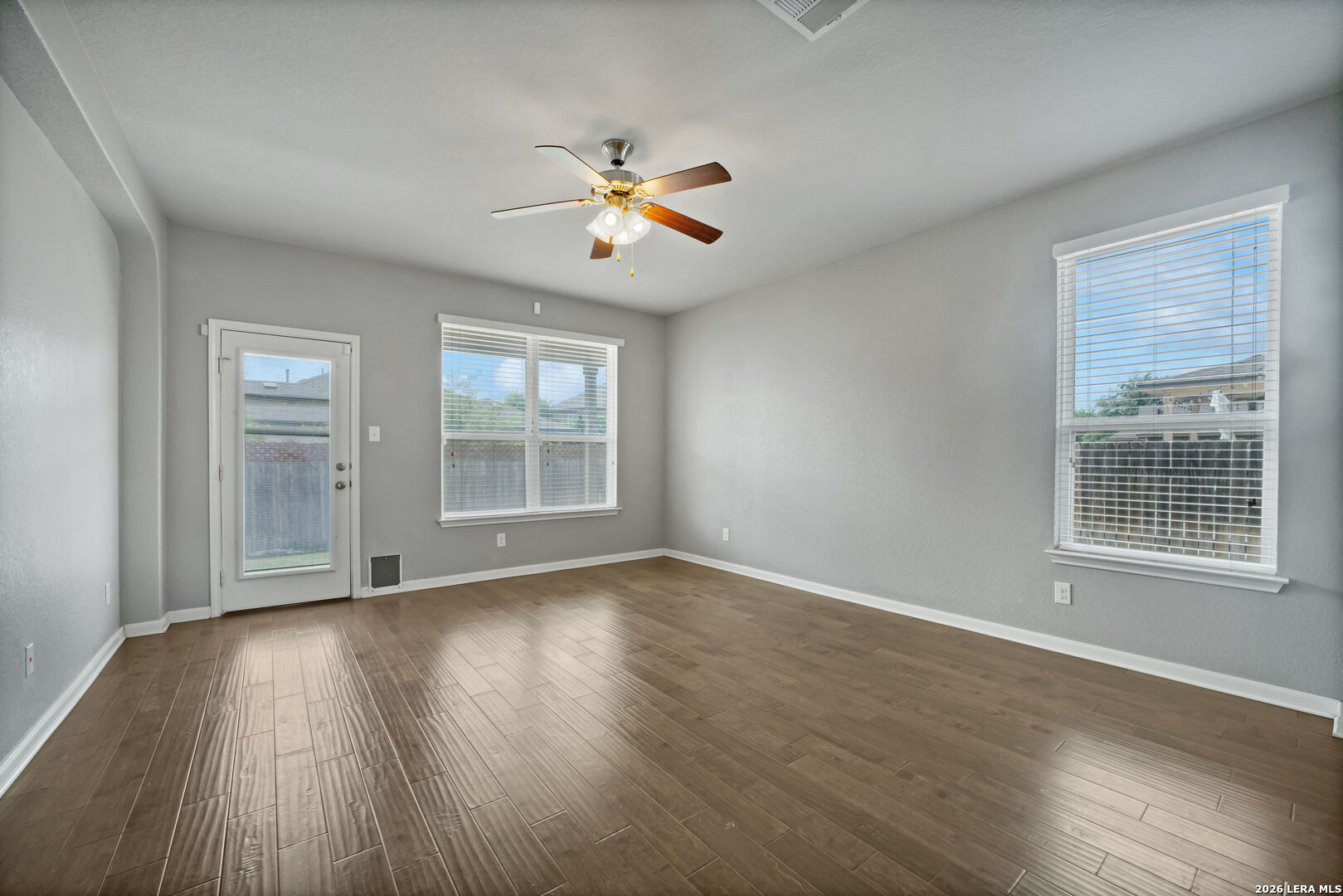 325 Oak Creek Way New Braunfels TX 78130