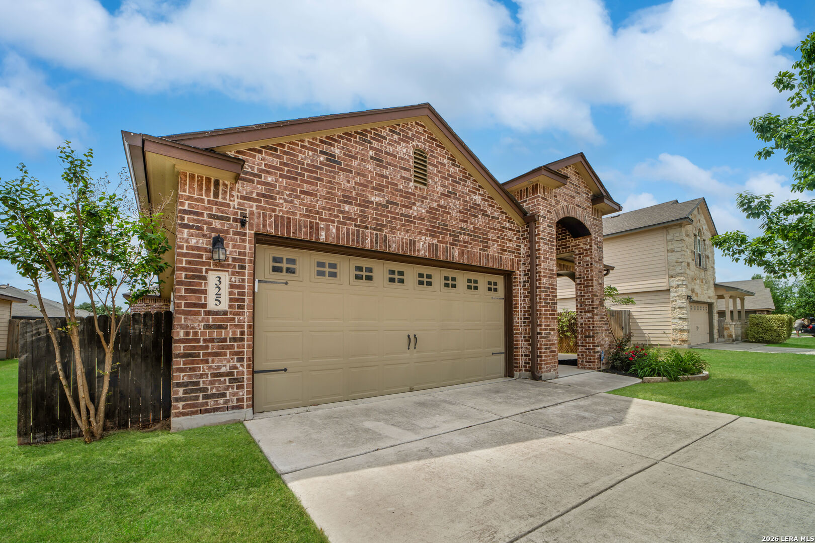 325 Oak Creek Way New Braunfels TX 78130