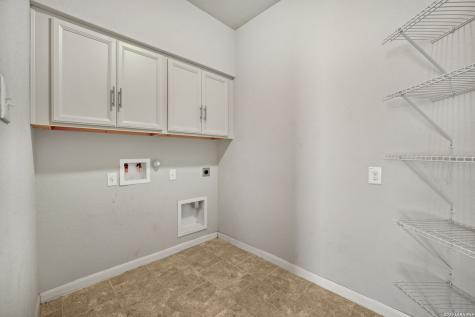 325 Oak Creek Way New Braunfels TX 78130