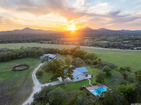 3273 Privilege Creek Road Pipe Creek TX 78063