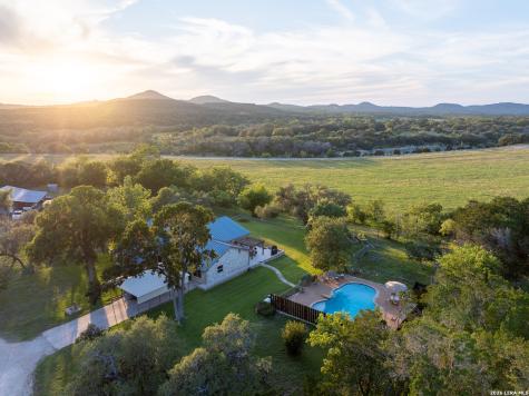 3273 Privilege Creek Road Pipe Creek TX 78063