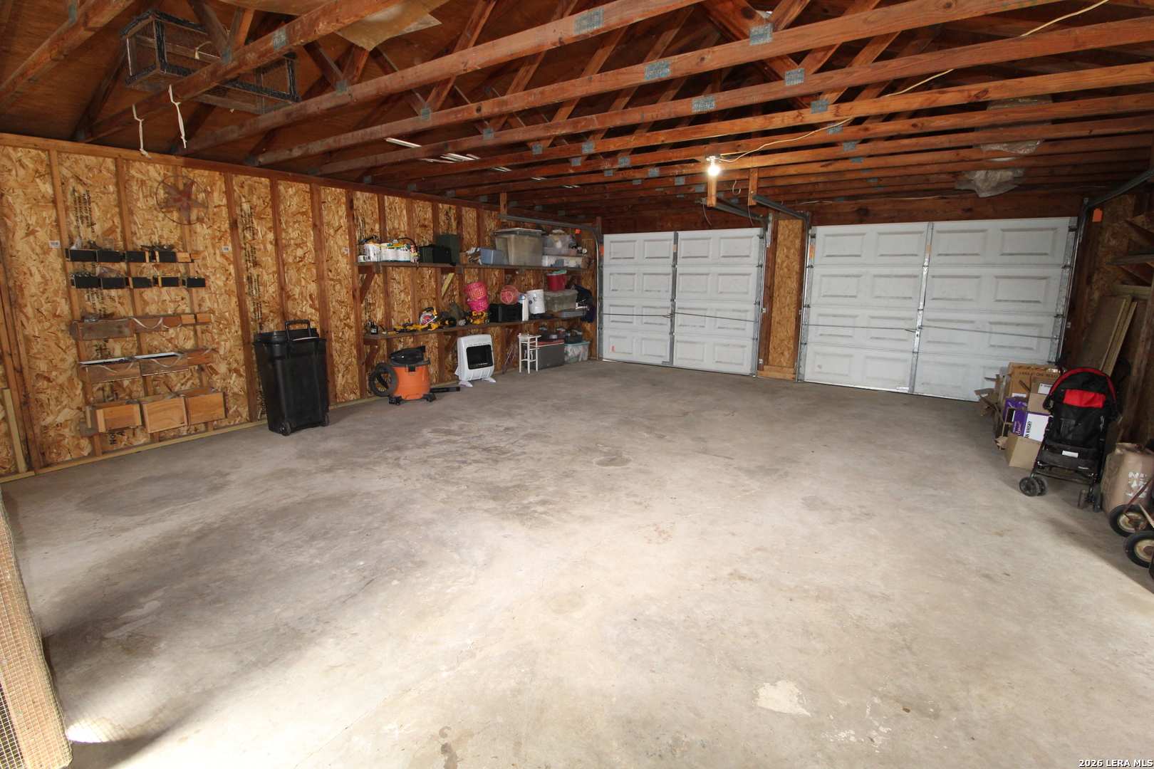 19231 Benton Lytle TX 78052