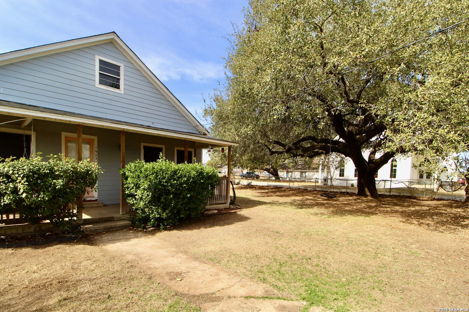 19231 Benton Lytle TX 78052