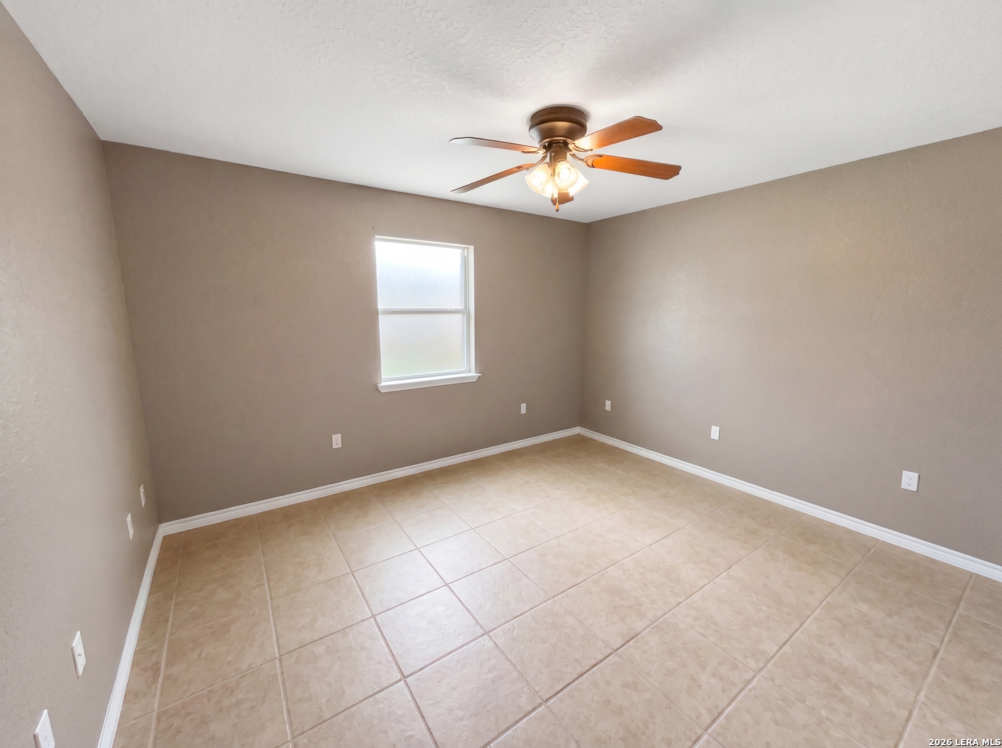 1014 Avenue I Poteet TX 78065