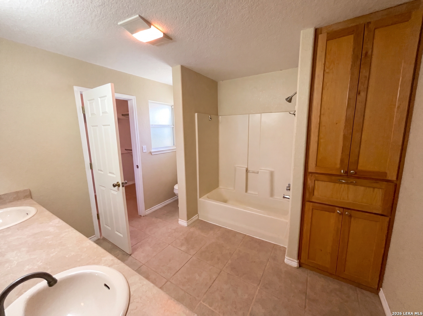 1014 Avenue I Poteet TX 78065