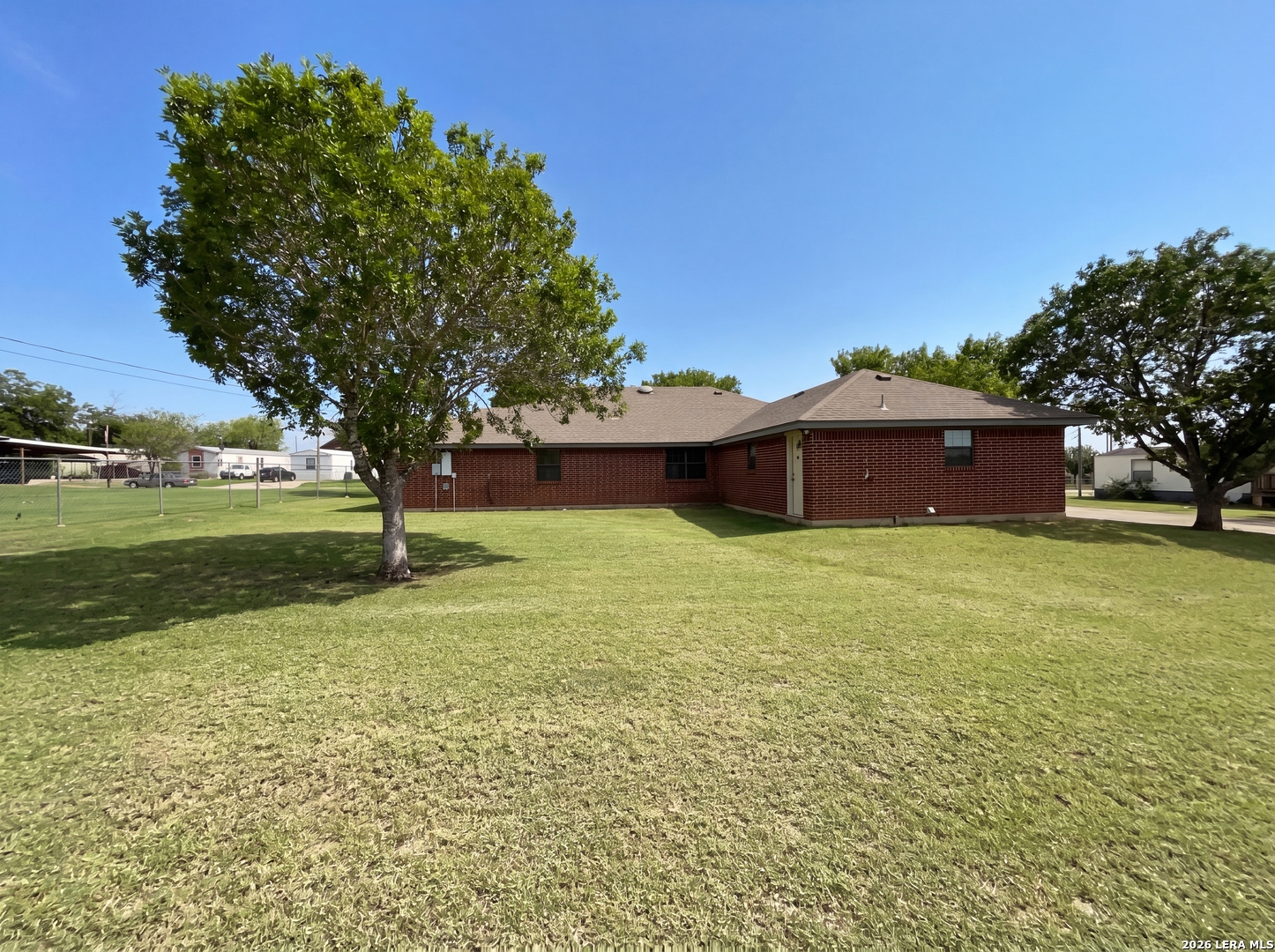 1014 Avenue I Poteet TX 78065