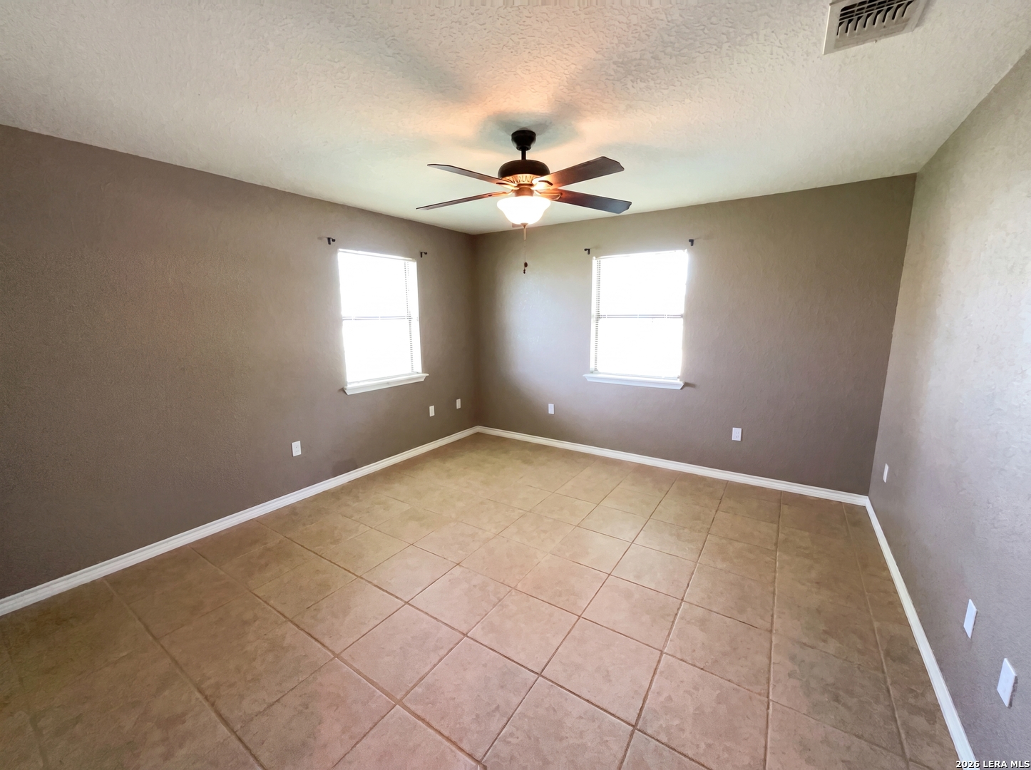 1014 Avenue I Poteet TX 78065