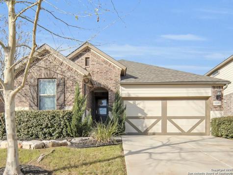1219 Loma Ranch New Braunfels TX 78132