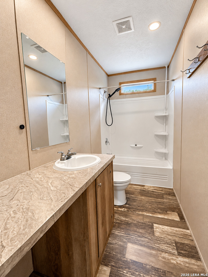 99 Gonzales Lane La Vernia TX 78121