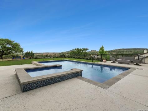 10206 Nina Ridge San Antonio TX 78255