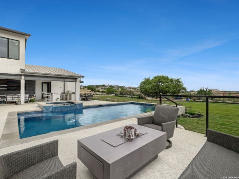 10206 Nina Ridge San Antonio TX 78255