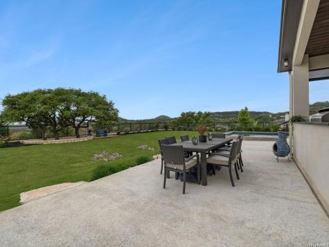 10206 Nina Ridge San Antonio TX 78255