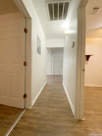 1311 Pine Street Floresville TX 78114