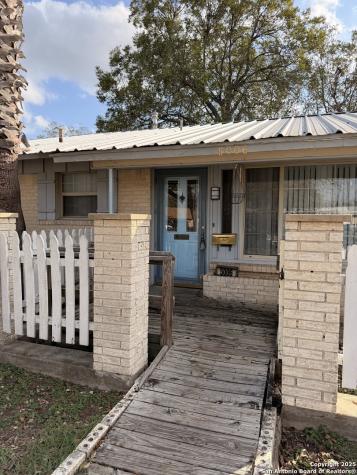 5006 Creekmoor San Antonio TX 78220