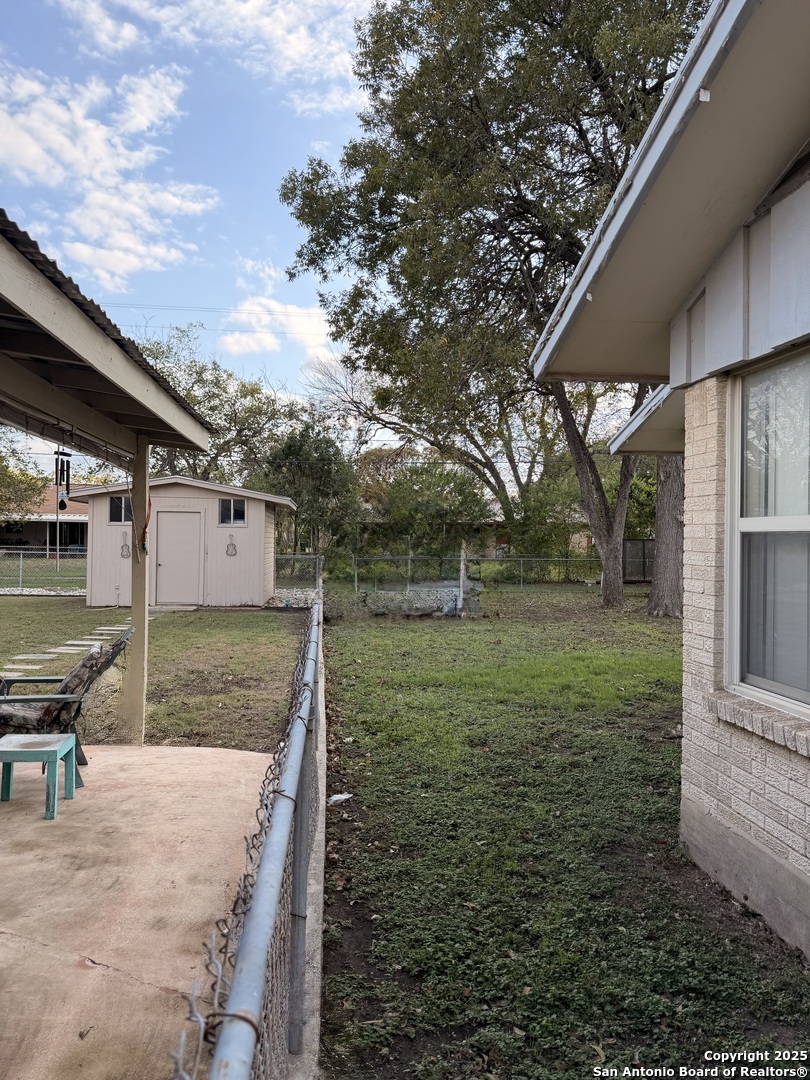 5006 Creekmoor San Antonio TX 78220