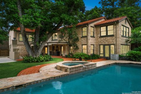 134 E Hermosa Drive Olmos Park TX 78212