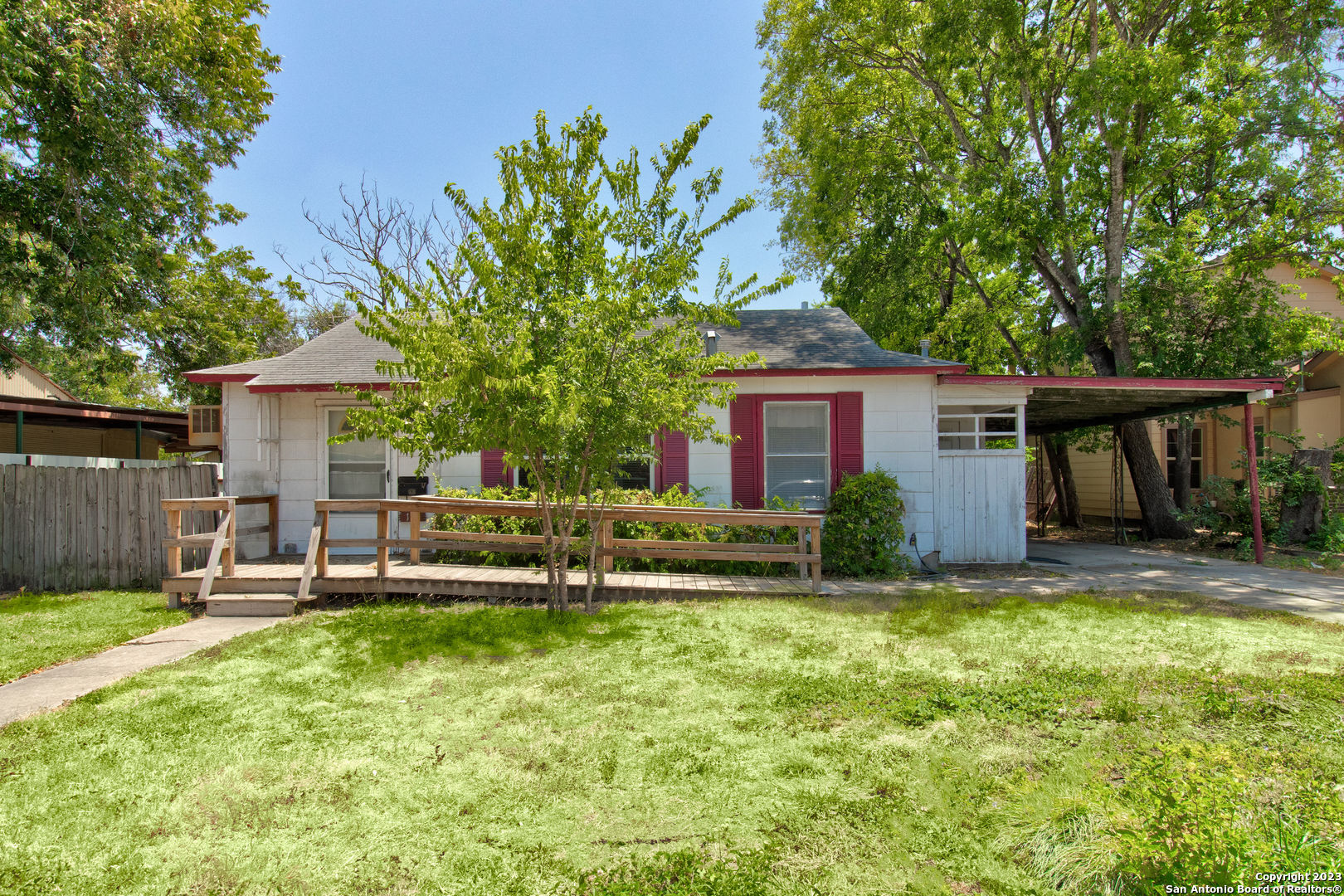 112 Christine Drive San Antonio TX 78223