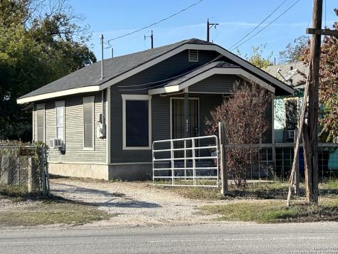 829 Probandt San Antonio TX 78204