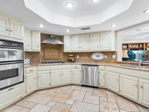 12511 Elm Country Lane San Antonio TX 78230