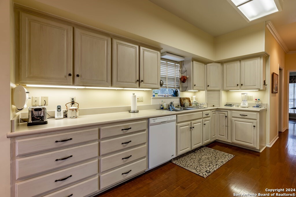 616 Rock Creek Kerrville TX 78028