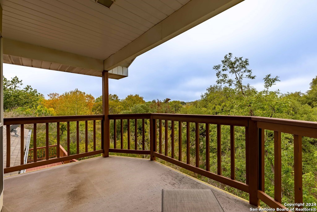 616 Rock Creek Kerrville TX 78028