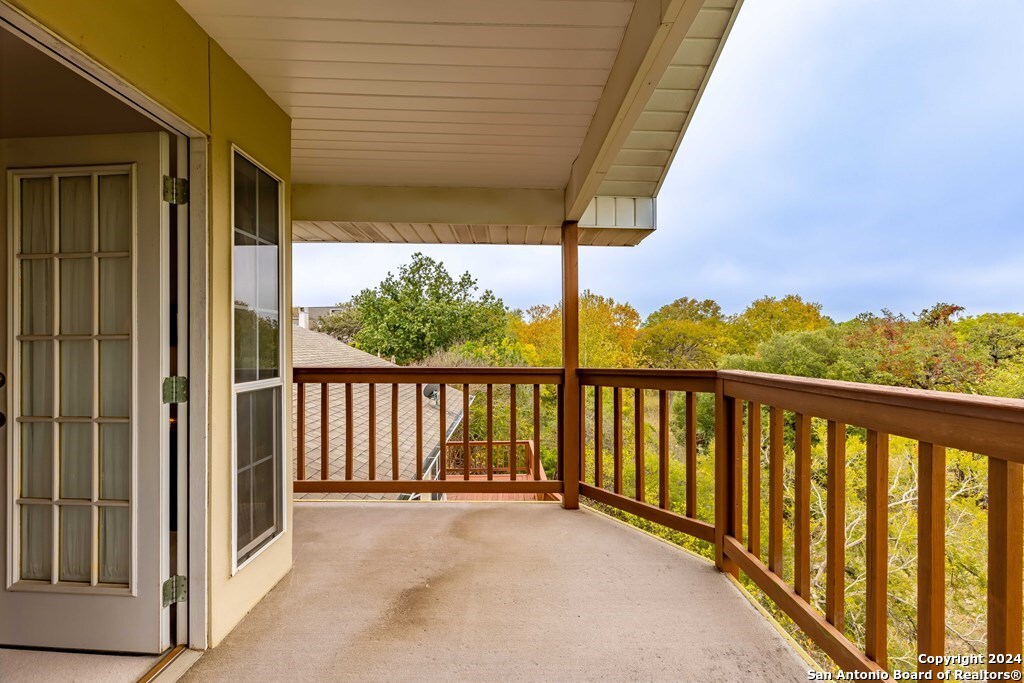 616 Rock Creek Kerrville TX 78028