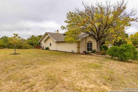 616 Rock Creek Kerrville TX 78028