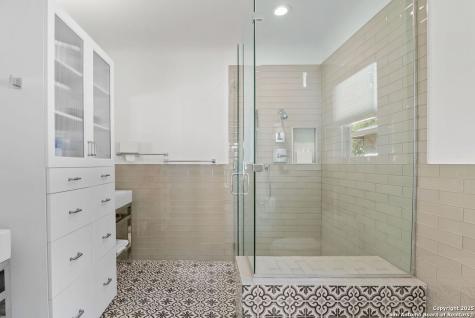 239 Belvidere Olmos Park TX 78212