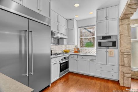 239 Belvidere Olmos Park TX 78212