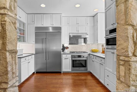 239 Belvidere Olmos Park TX 78212